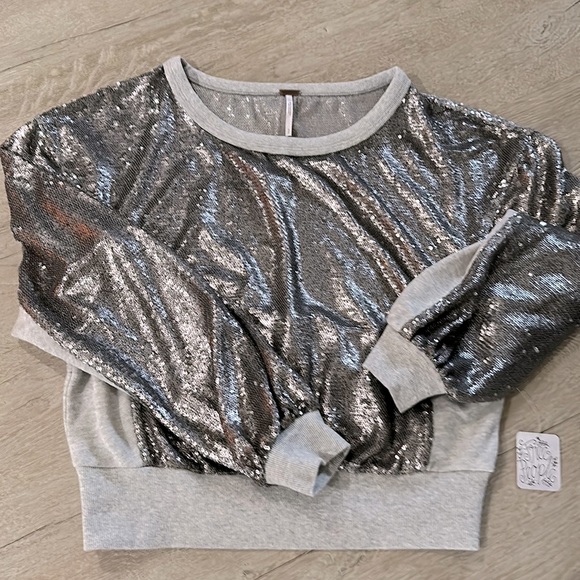 Free People sparkle top! Sold out! Size small NWT - Picture 1 of 6